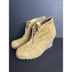 Big Buddha Women's Utah Wedge Heel Boot Ankle Booties Lace Up Tan Size 6.5 M Cor